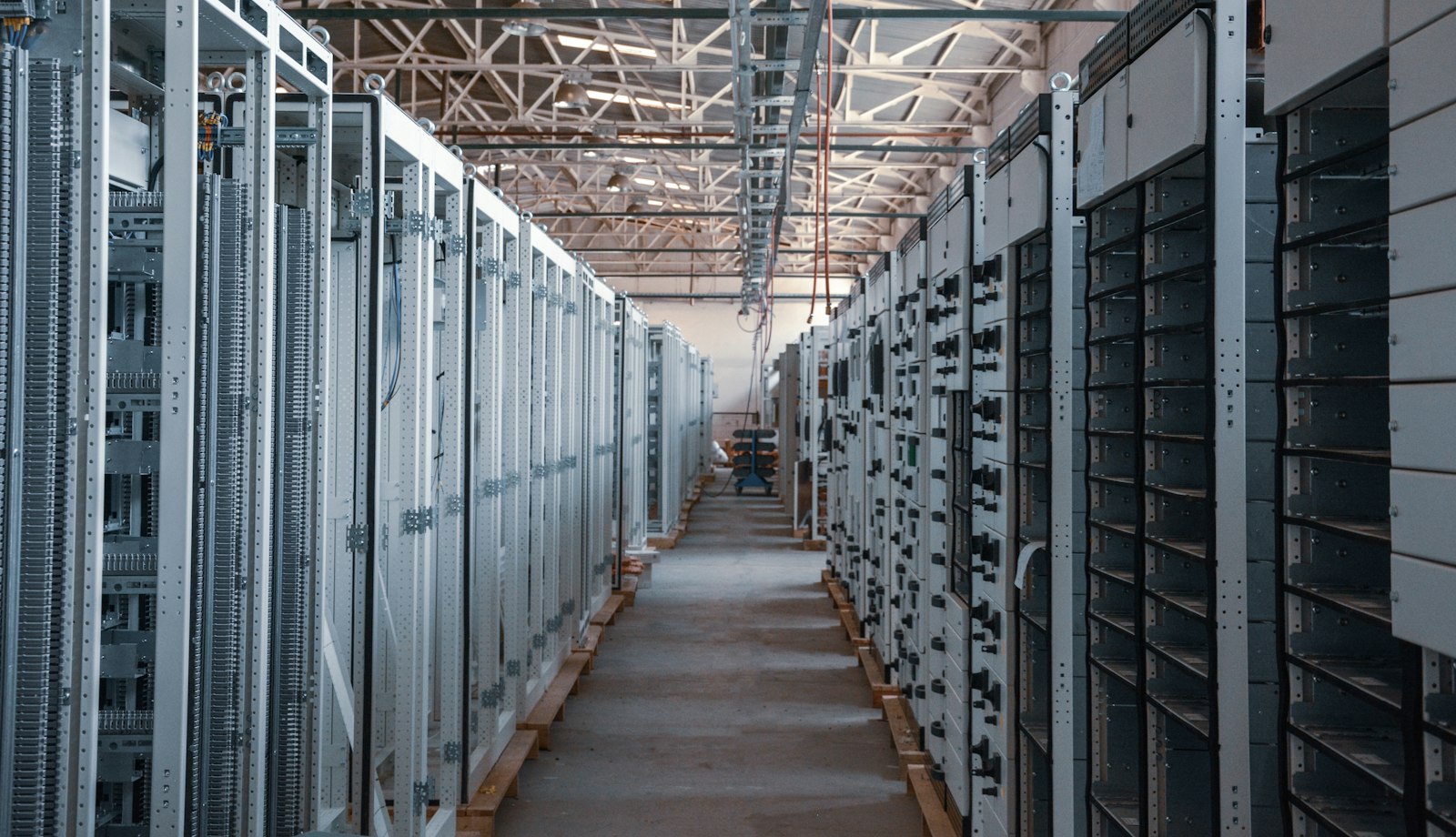 Servers & Storage — NICE Venture Information Technologies, Dubai